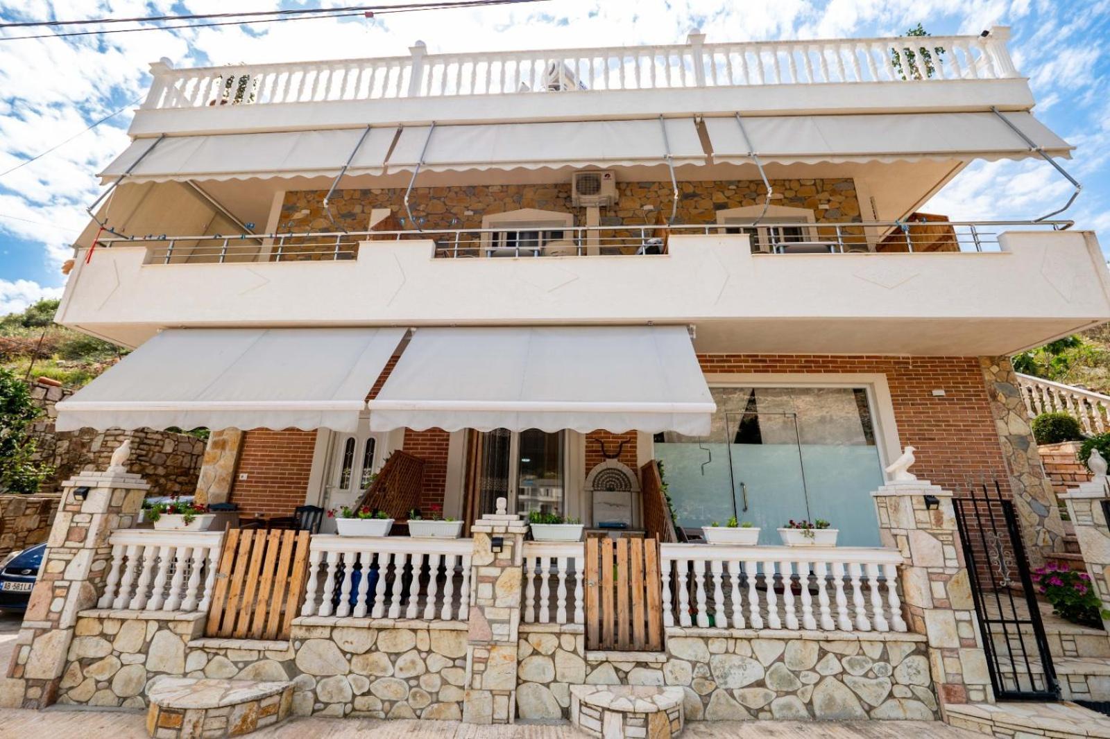Vila Basho Sarandë 외부 사진