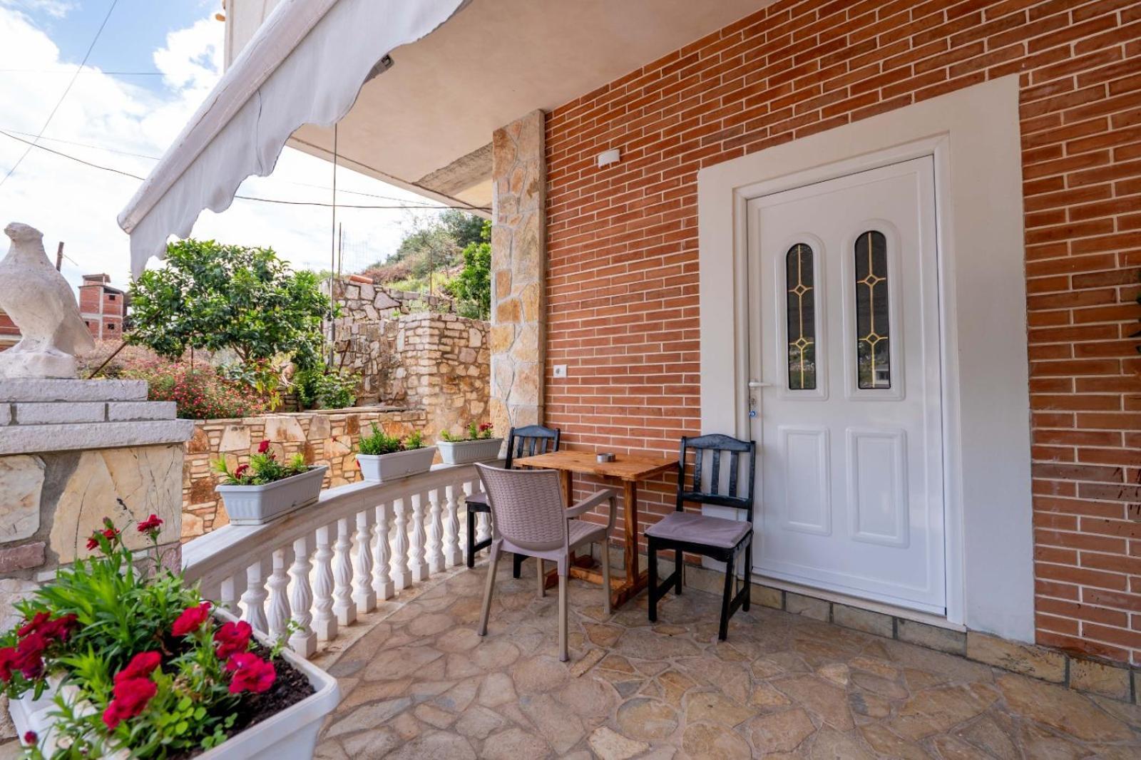 Vila Basho Sarandë 외부 사진